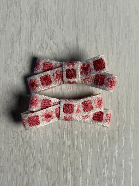 Red Floral Check Bows