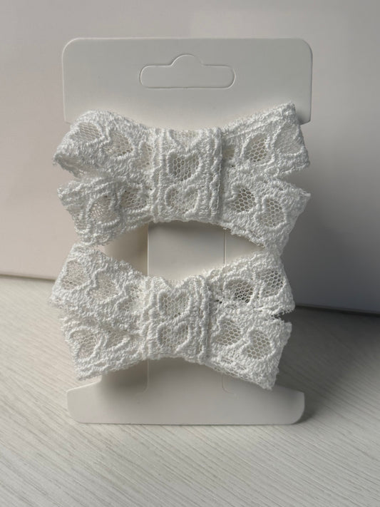 White Heart Lacy Bows
