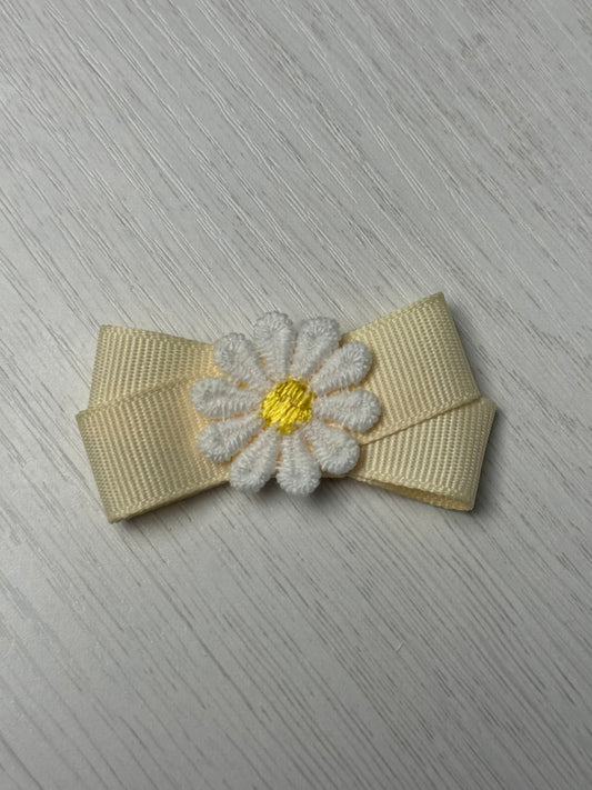 Daisy Grosgrain Hair Bow
